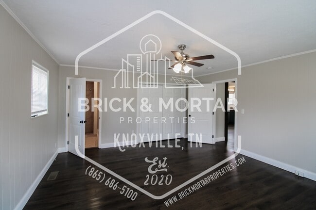 Building Photo - 1737 Lively Rd