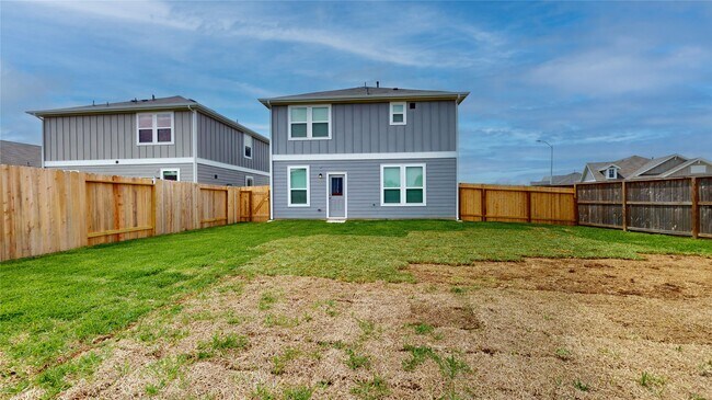 Building Photo - 23422 Honey Spade Rd