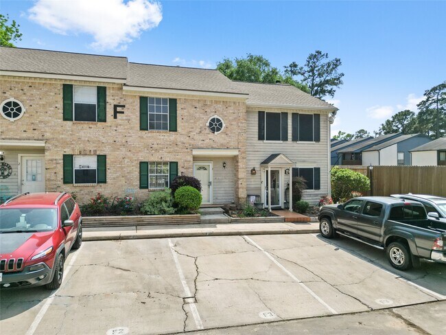 Primary Photo - 2030 Plantation Dr
