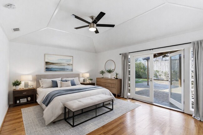 Building Photo - 531 Azaleadell Dr