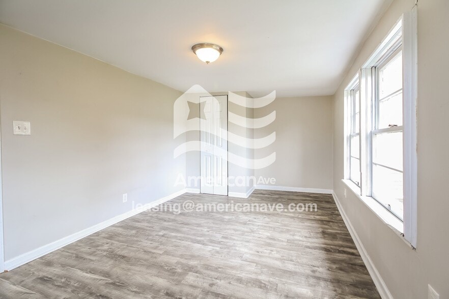 Building Photo - 1711 Holliday Dam Rd