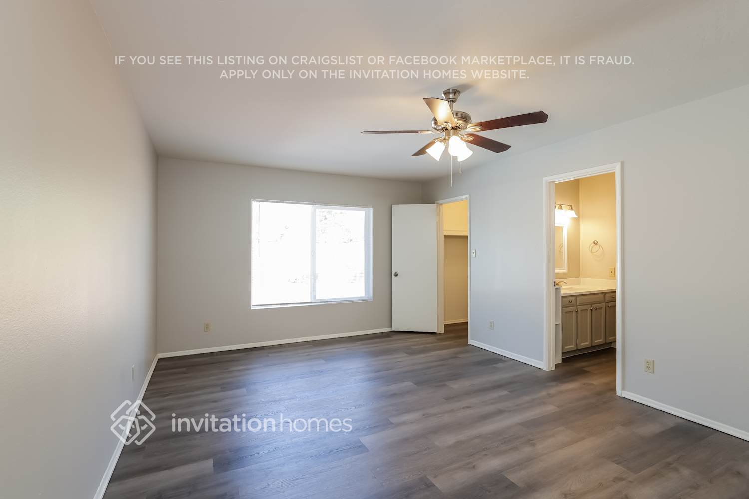 Building Photo - 3154 W Hartford Dr