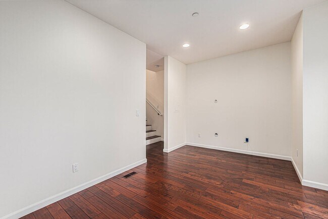 Building Photo - 4895 Shattuck Ave.
