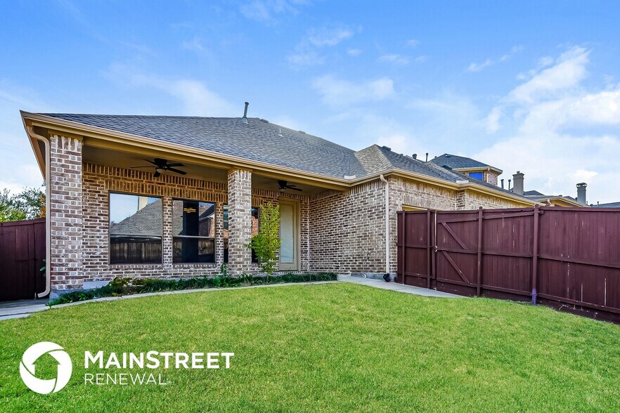 Building Photo - 1816 Palo Pinto Dr