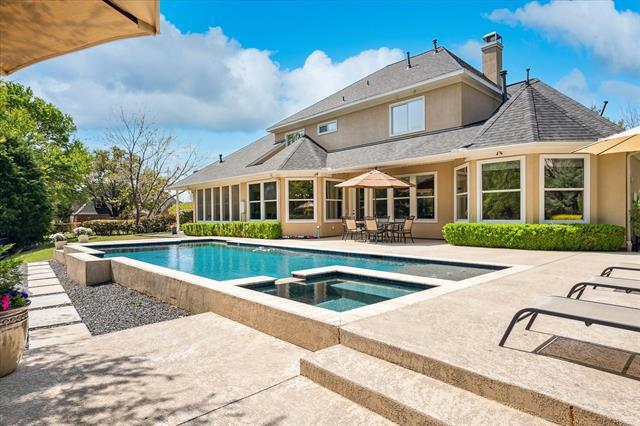 Building Photo - 2008 Sleepy Hollow Ln