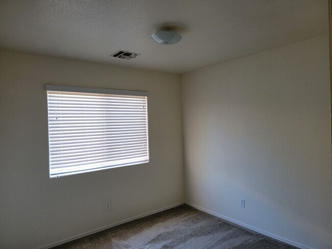 Building Photo - 8164 W Mary Ann Dr