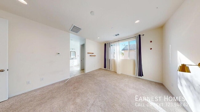 Building Photo - 9241 N Lamia Ct