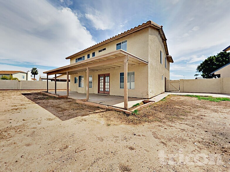 Building Photo - 8668 W Hubbell St