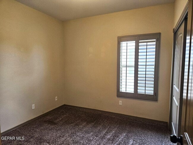 Building Photo - 7116 Copper Town Dr