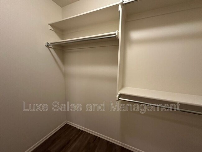 Building Photo - 412 Chalk Hill Ct