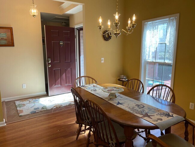Building Photo - Fully Furnished House In Sandpiper Bay-