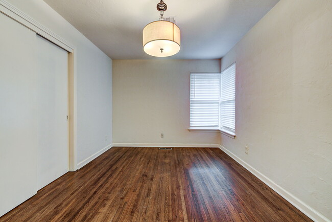 Building Photo - 1723 Churchill Way