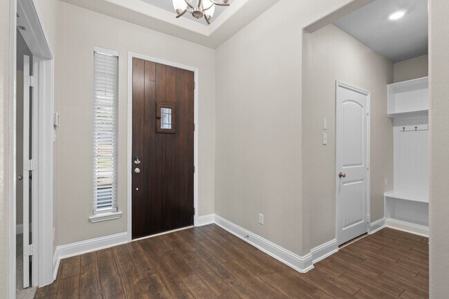 Building Photo - 15323 Holloway Hls Trl