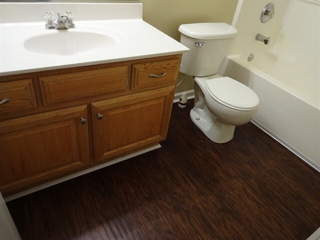 Building Photo - 256 Sandstone Dr