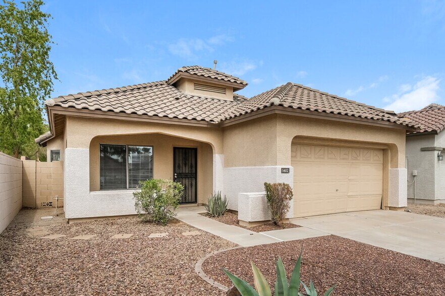 Building Photo - 3402 N 129th Dr