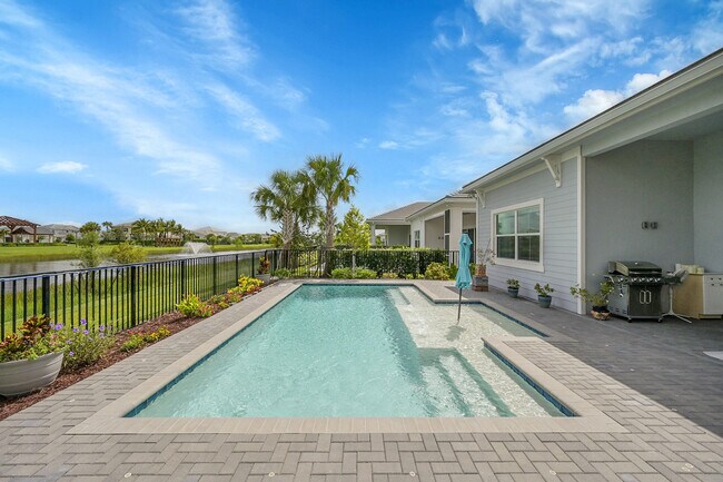 Building Photo - 12597 Nautilus Cir