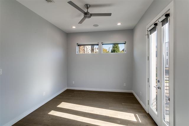 Building Photo - 4977 Zuma Ct