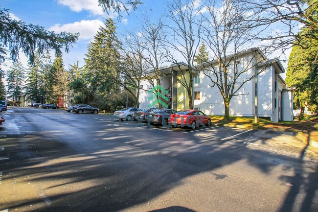 Building Photo - 2 Bed and 1 Bath Bellevue Condo is Availab...