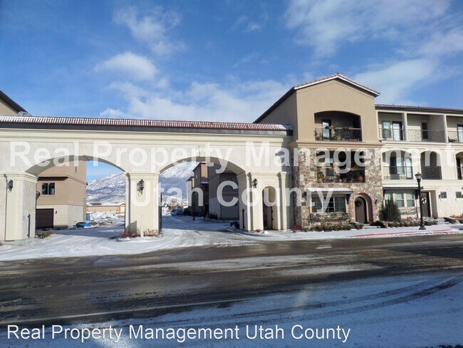 Building Photo - 3 br, 2.5 bath House - 5516 West Florence ...