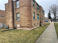 Building Photo - 5924 W 37th St