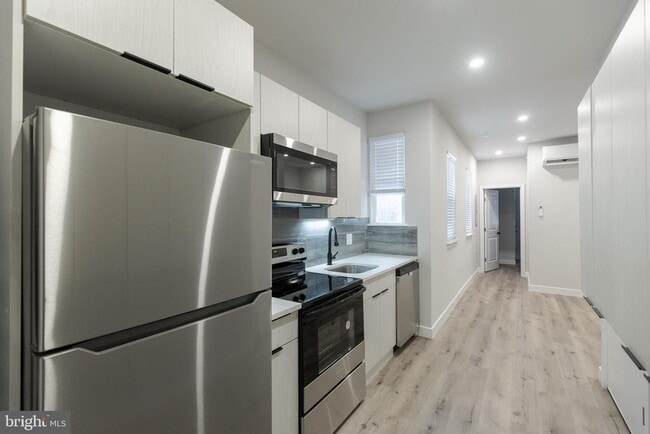 Building Photo - 3108 Haverford Ave