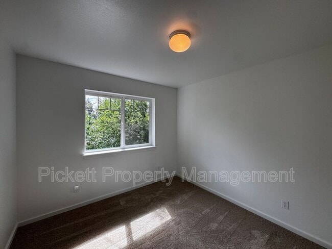Building Photo - 1220 Audrey Ave