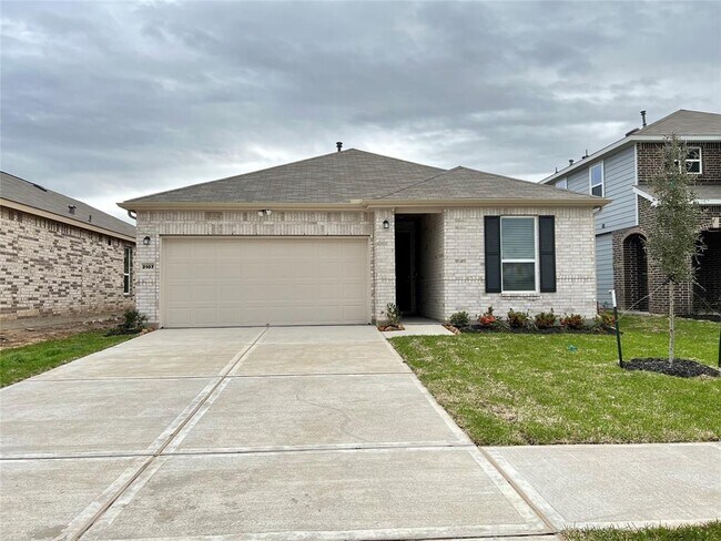 Building Photo - 2107 Katalonia Ln