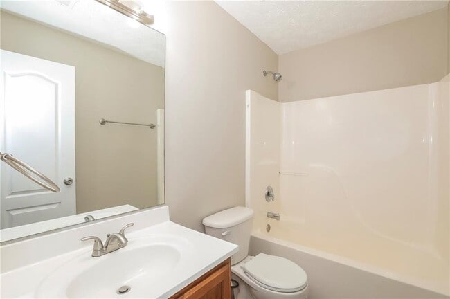 Building Photo - 6005 Winston Trce