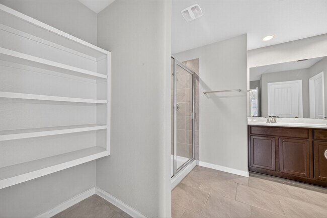 Building Photo - 29627 Juntti Park Ct