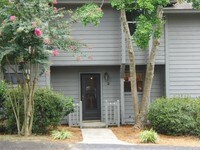 Building Photo - 2 Teal Ct