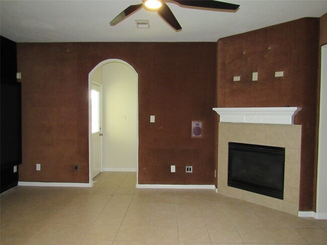 Building Photo - 13514 Villa Arbor Dr