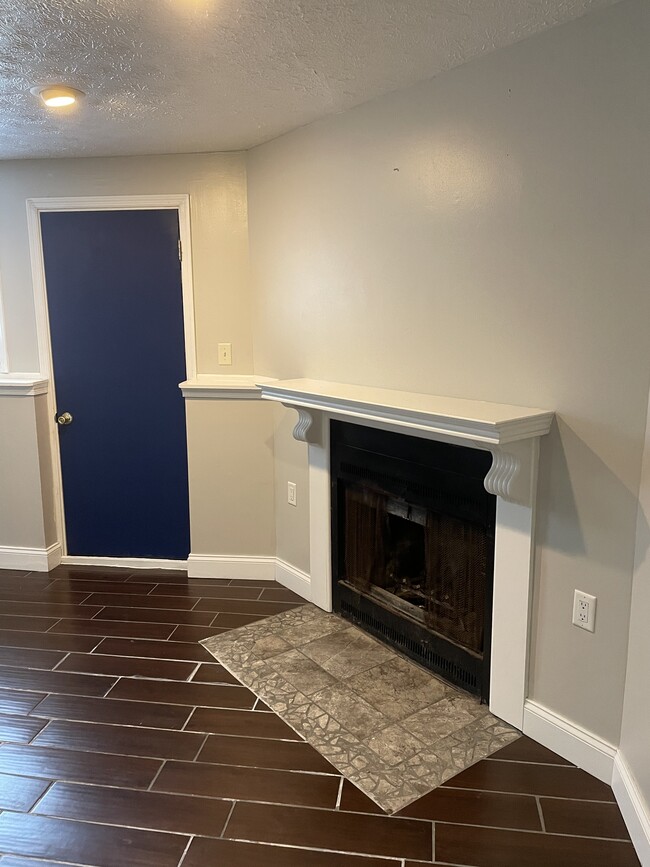 Building Photo - 5042 Magnolia Blossom Blvd