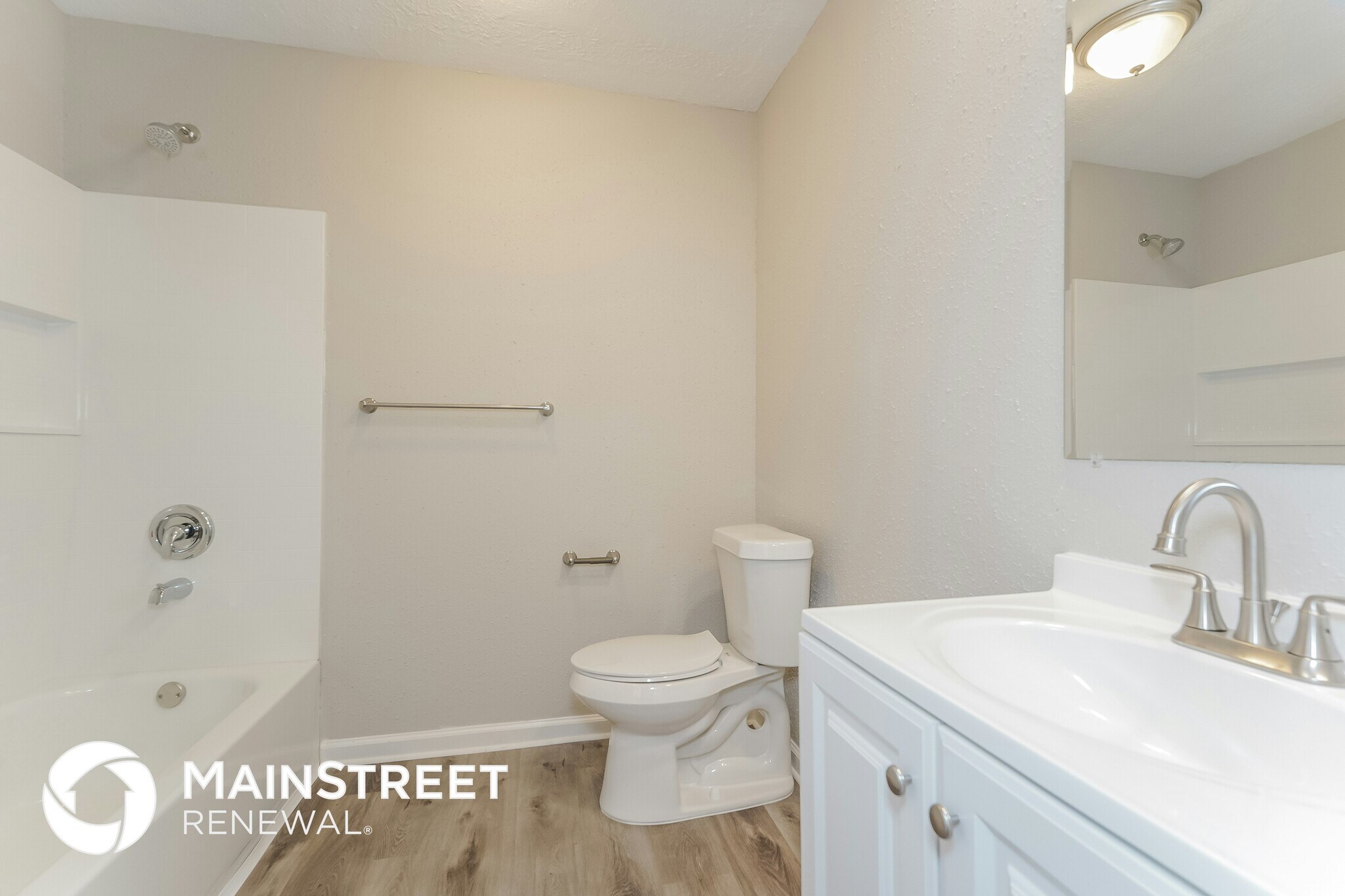 Building Photo - 1214 Twining Oaks Ln