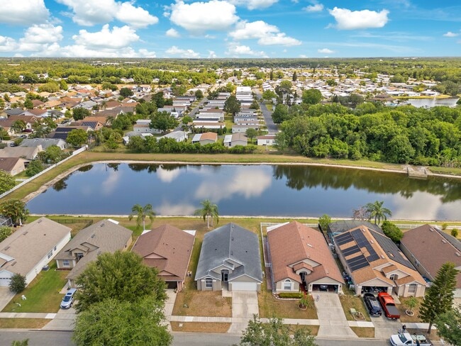 Building Photo - 7931 Oakstone Ct