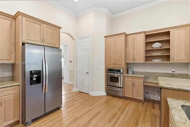 Building Photo - 12012 SE Laurel Ln