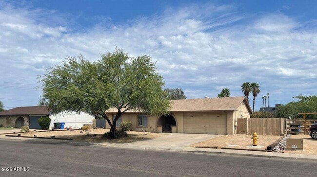 Building Photo - 4012 E Nisbet Rd