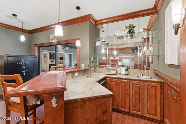 Building Photo - 114 Warren Cir