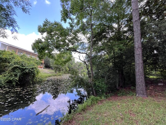 Building Photo - 101 Villa Ct