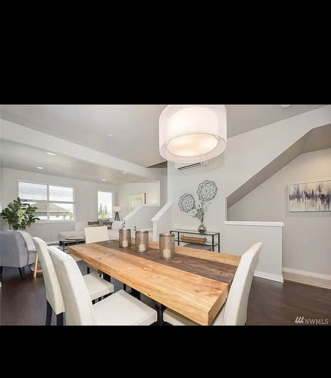 Building Photo - 3230 148th St SW