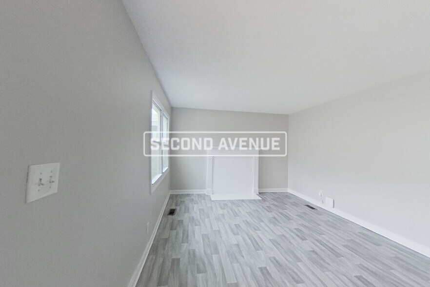 Building Photo - 7825 Rugby Ct