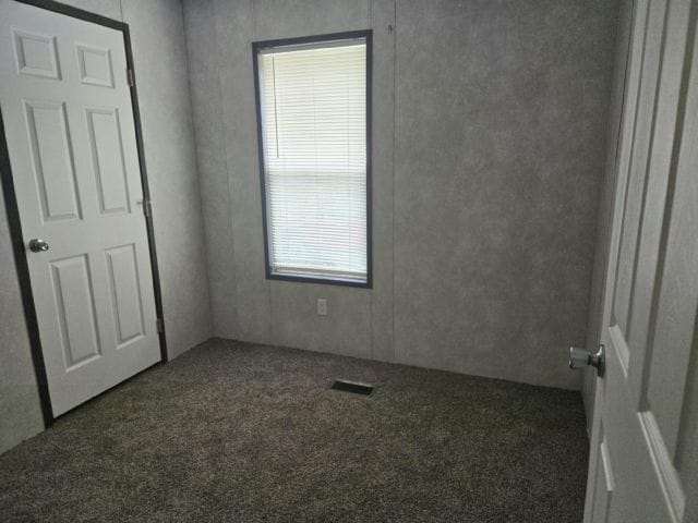 Building Photo - 289 Mallard Ln