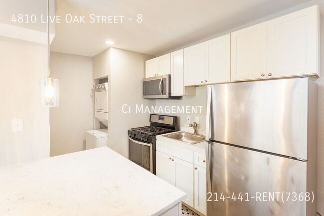 Building Photo - 4810 Live Oak St