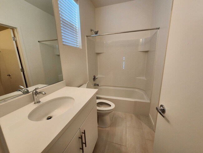 Building Photo - 250 Log Pond Ln