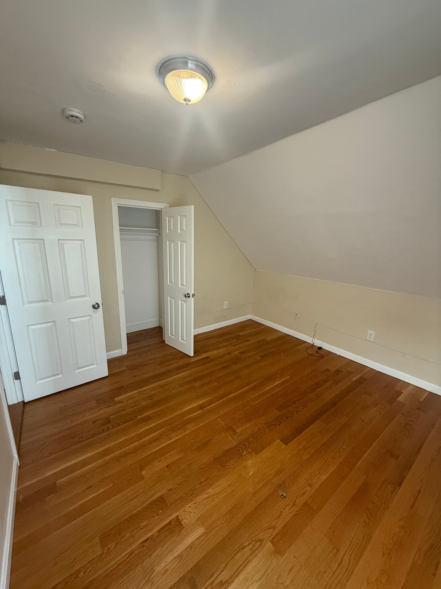 Building Photo - 5 Clifton St