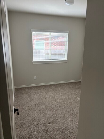 Building Photo - 3634 Diamond Creek Dr
