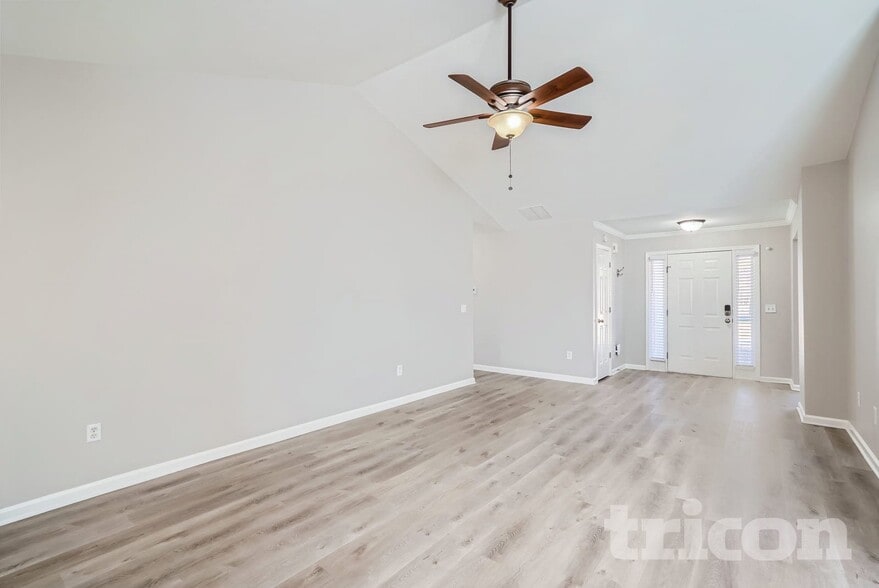 Building Photo - 891 Marta Crane Dr