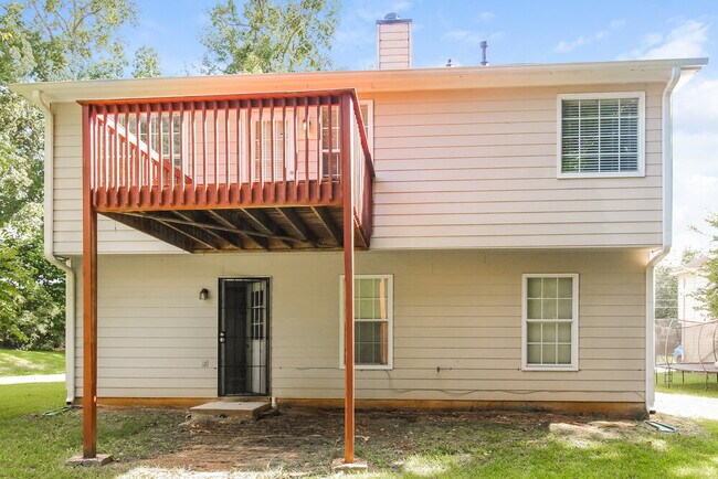 Building Photo - 5711 Meadowview Rd