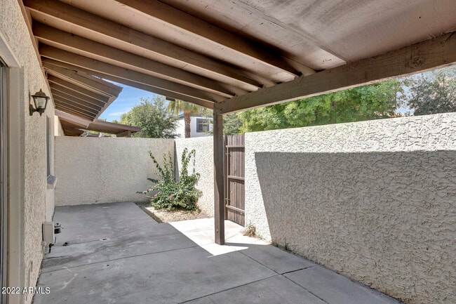 Building Photo - 4573 W McLellan Rd