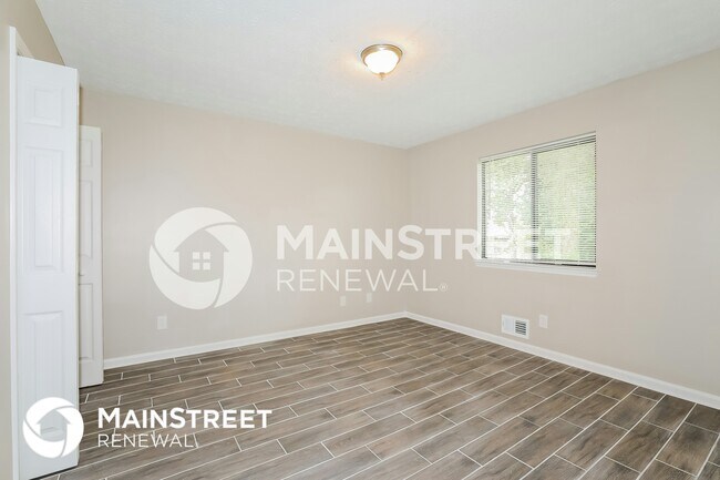 Building Photo - 3355 Luxembourg Cir