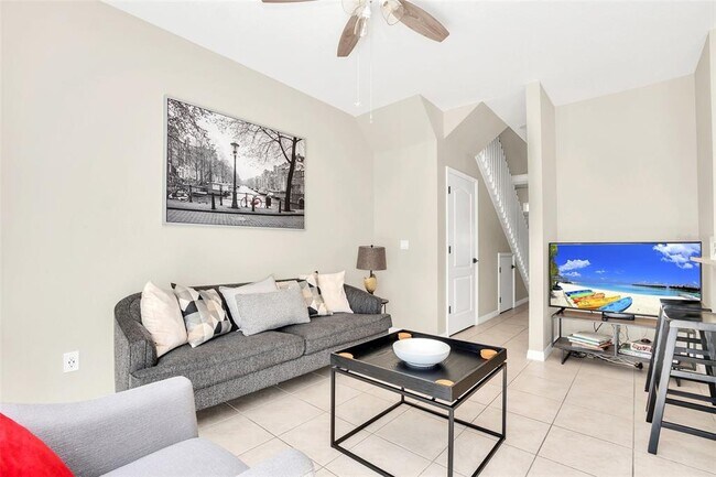 Building Photo - 2442 Caravelle Cir